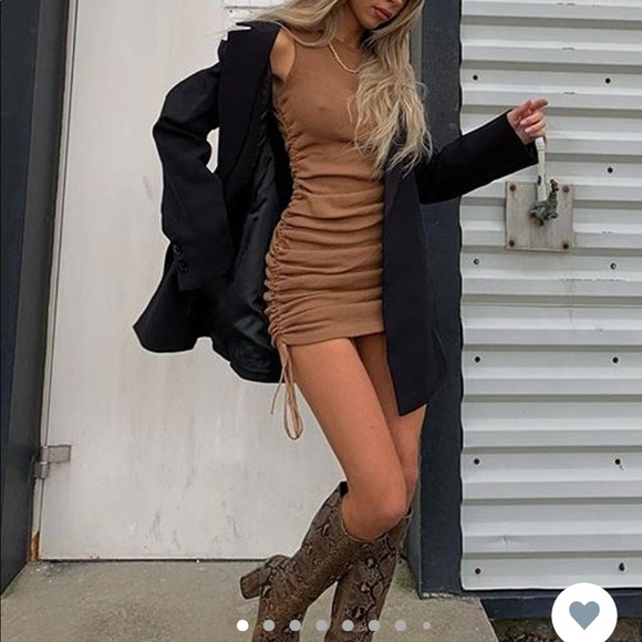 Dress - Picture 3 of 4